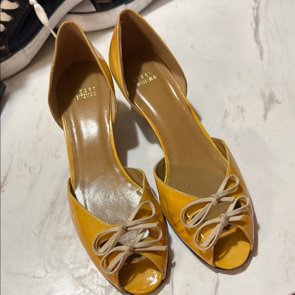 Stuart Weitzman Women's Yellow Peep Toe Heels